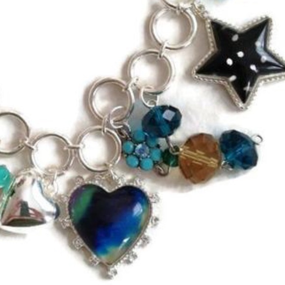 HANDMADE! Oversized chunky hearts charm bracelet - Picture 2 of 3